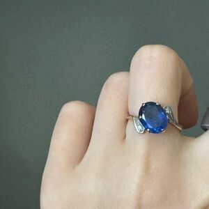 VTG 10K Yellow Gold Blue Stone Sapphire Ring Size 5 Pretty!